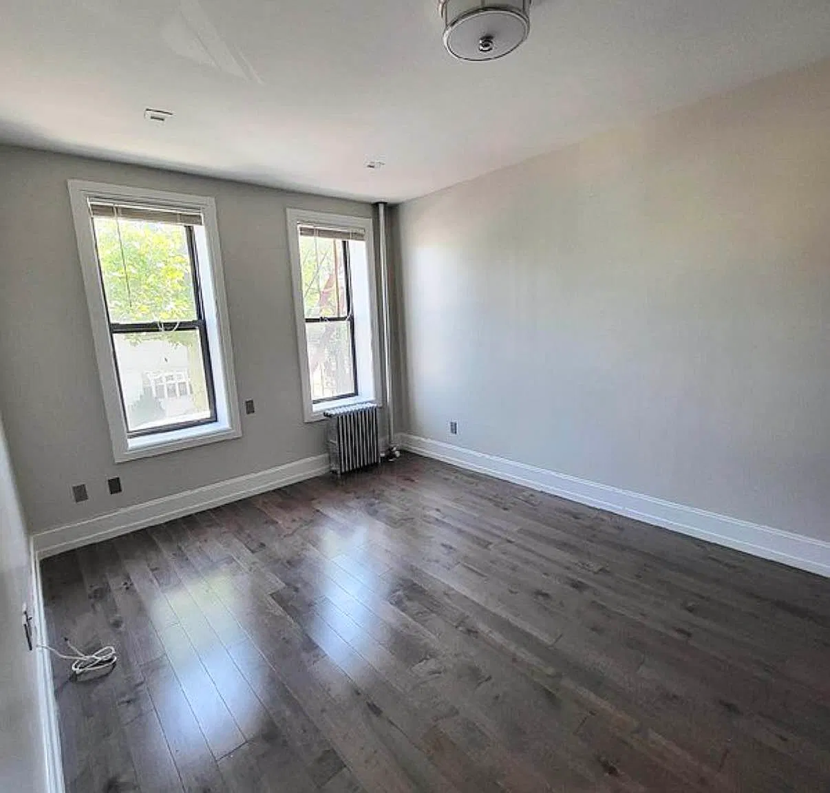 8002 21st Avenue — Photo 4