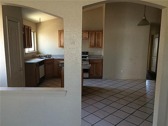 3rd image of 12472 Robert Dahl Dr