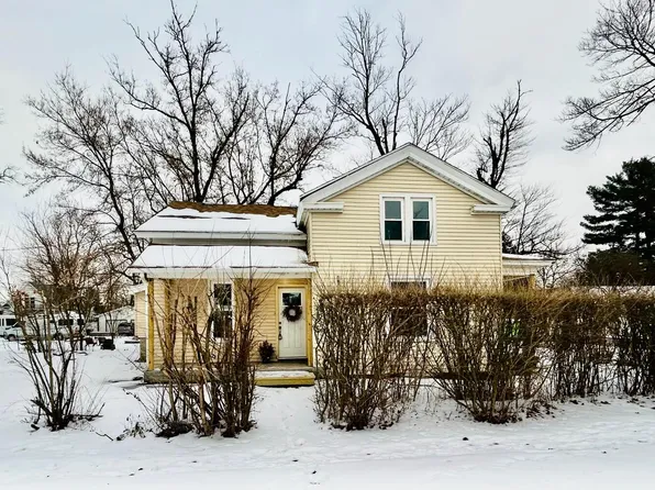 501 Beech St, Valparaiso, IN 46383