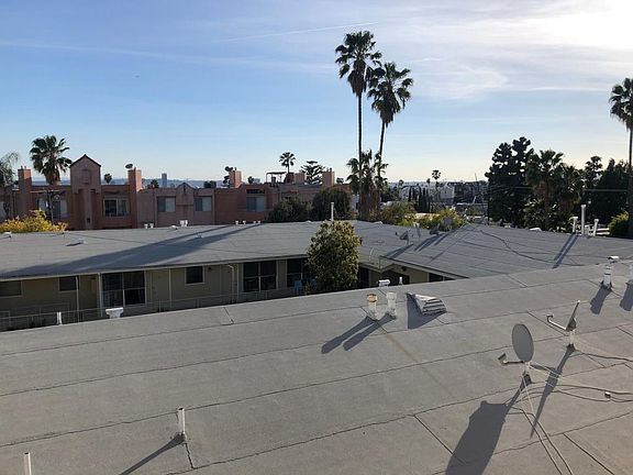 5th image of 1615 N Martel Ave #304