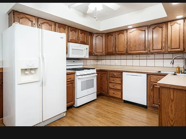 4315 Oconnell St — Photo 6