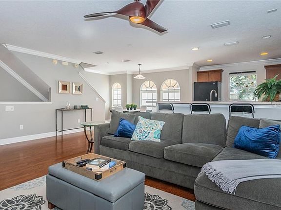 5th image of 3325 Las Campos Pl