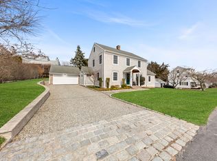 66 Flax Rd, Fairfield, CT 06824