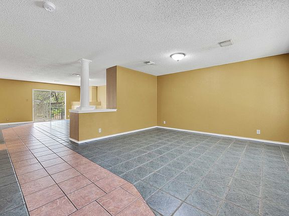 4th image of 7838 Caston Park Dr