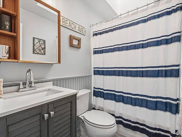 30 Oak Ln — Photo 17