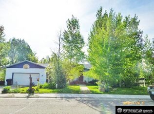1332 Sorensen Dr, Kemmerer, WY 83101