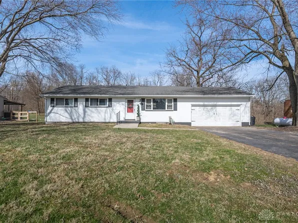 8040 Thomas Rd, Middletown, OH 45042