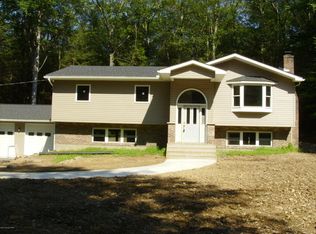 5067 High Terrace Rd, Stroudsburg, PA 18360