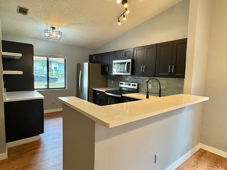 661 N Wildflower Ct — Photo 20