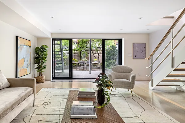 Sold by Compass | media 23