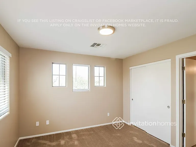 10215 W Veliana Way — Photo 12