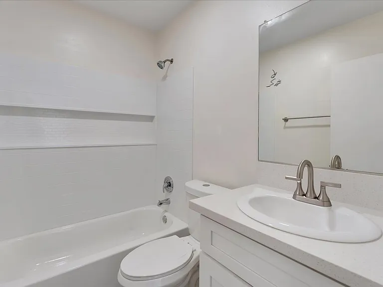 Brookside Apartments — Photo 13