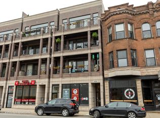 1426 W Irving Park Rd APT 3, Chicago, IL 60613