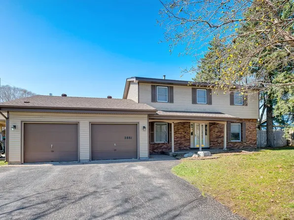 2881 Kent St, Roseville, MN 55113