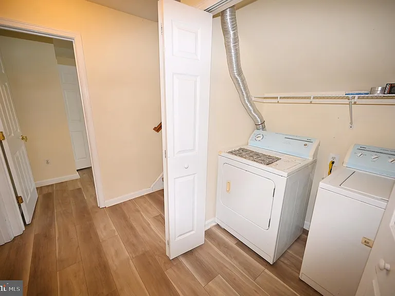 9172 Granite Ct — Photo 46