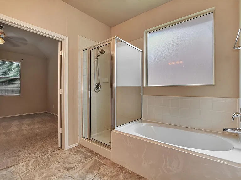 11426 Noble Ct — Photo 28