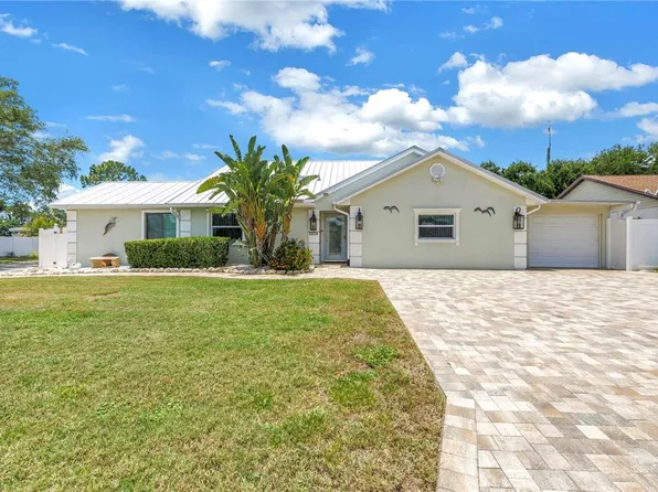 3514 69th St W, Bradenton, FL 34209