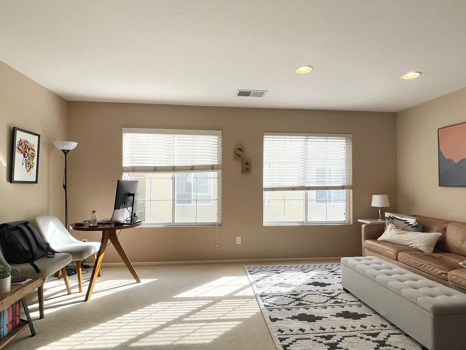 2 bed, 2.5 bath, 1231 sqft, $3,700 — Photo 2