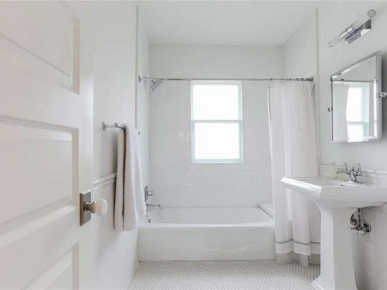 615 NW 16th St — Photo 27