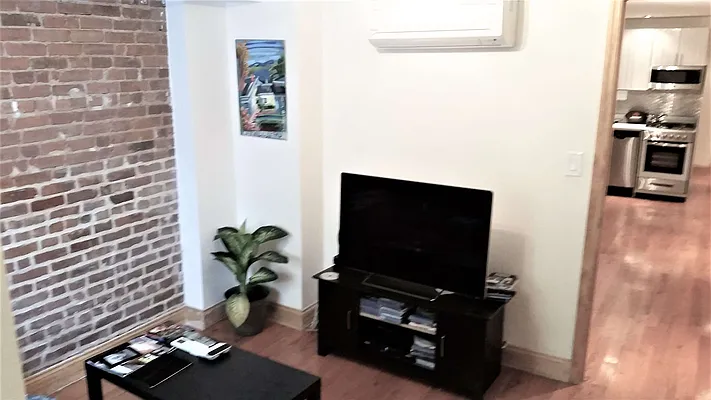 Rented by The Hamilton Group | media 22