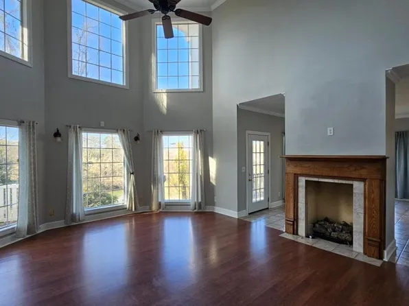 301 1st St S, Columbus, MS 39701