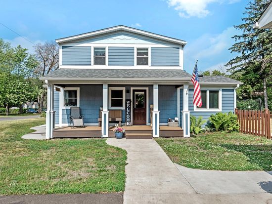 1603 Hammond Rd, White Bear Township, MN 55110