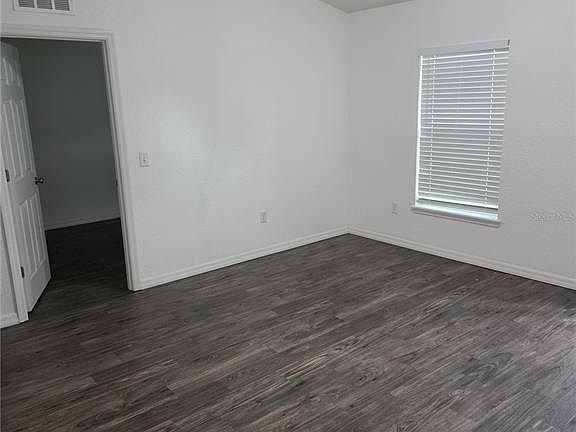5th image of 497 NW 53rd Ave