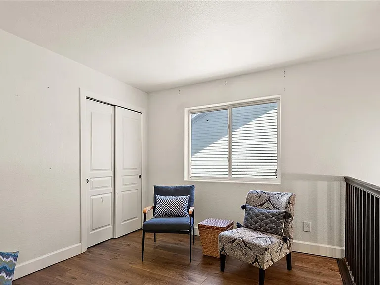 2475 Saint Paul Dr — Photo 19