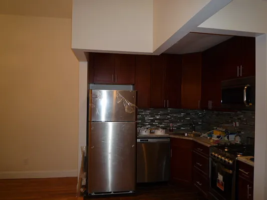 Rented by New Yorker Realty | media 20