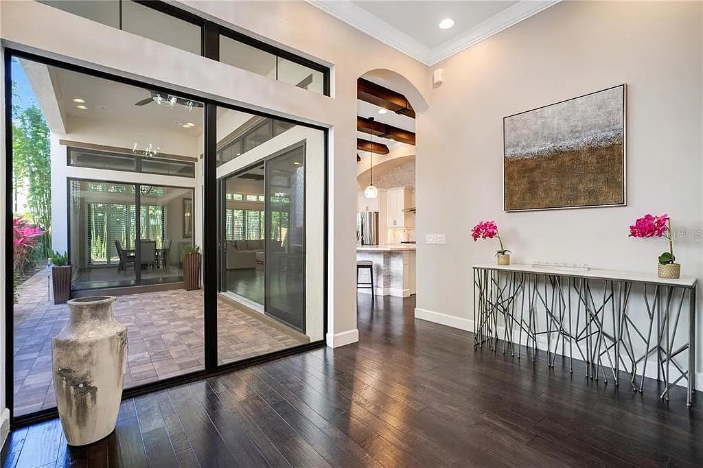 3 bed, 3.5 bath, 3226 sqft, $7,000 — Photo 3