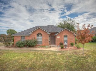 520 Pafford St, Justin, TX 76247