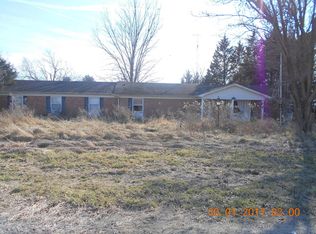 4500 Crunk Rd, Omaha, IL 62871