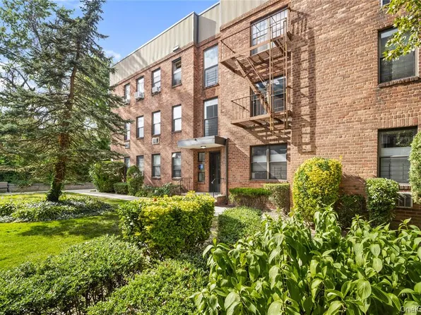 47-22 215th Place image 2 of 18