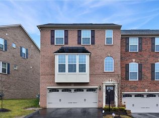 909 Bell Dr, Wexford, PA 15090