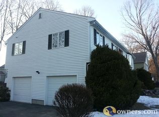 5 Landers Rd, Stoneham, MA 02180