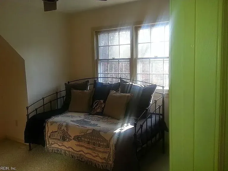 5135 Lake Shores Rd — Photo 11