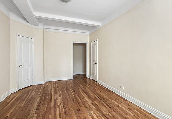 3rd image of 25 E 10th St APT 2A