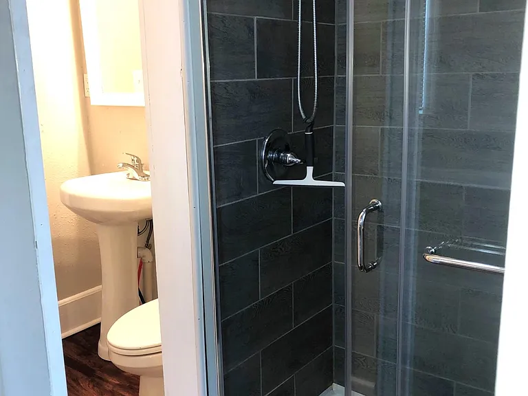 Main Level Bath