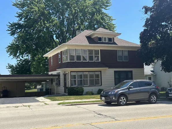 122 South Main STREET, Cedar Grove, WI 53013