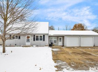 17518 N 2nd St, Chillicothe, IL 61523