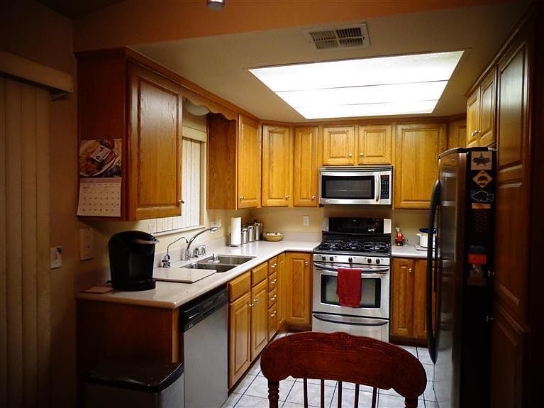 2nd image of 2480 W Heil Ave