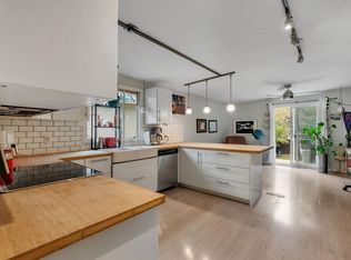 431 E 37th St SW, Calgary, AB T3C 1R7