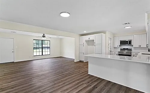 1623 Success St Photo 1