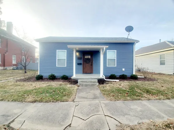 805 Clark St, Canton, MO 63435