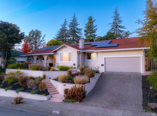 2035 Parrish Dr, Santa Rosa, CA 95404