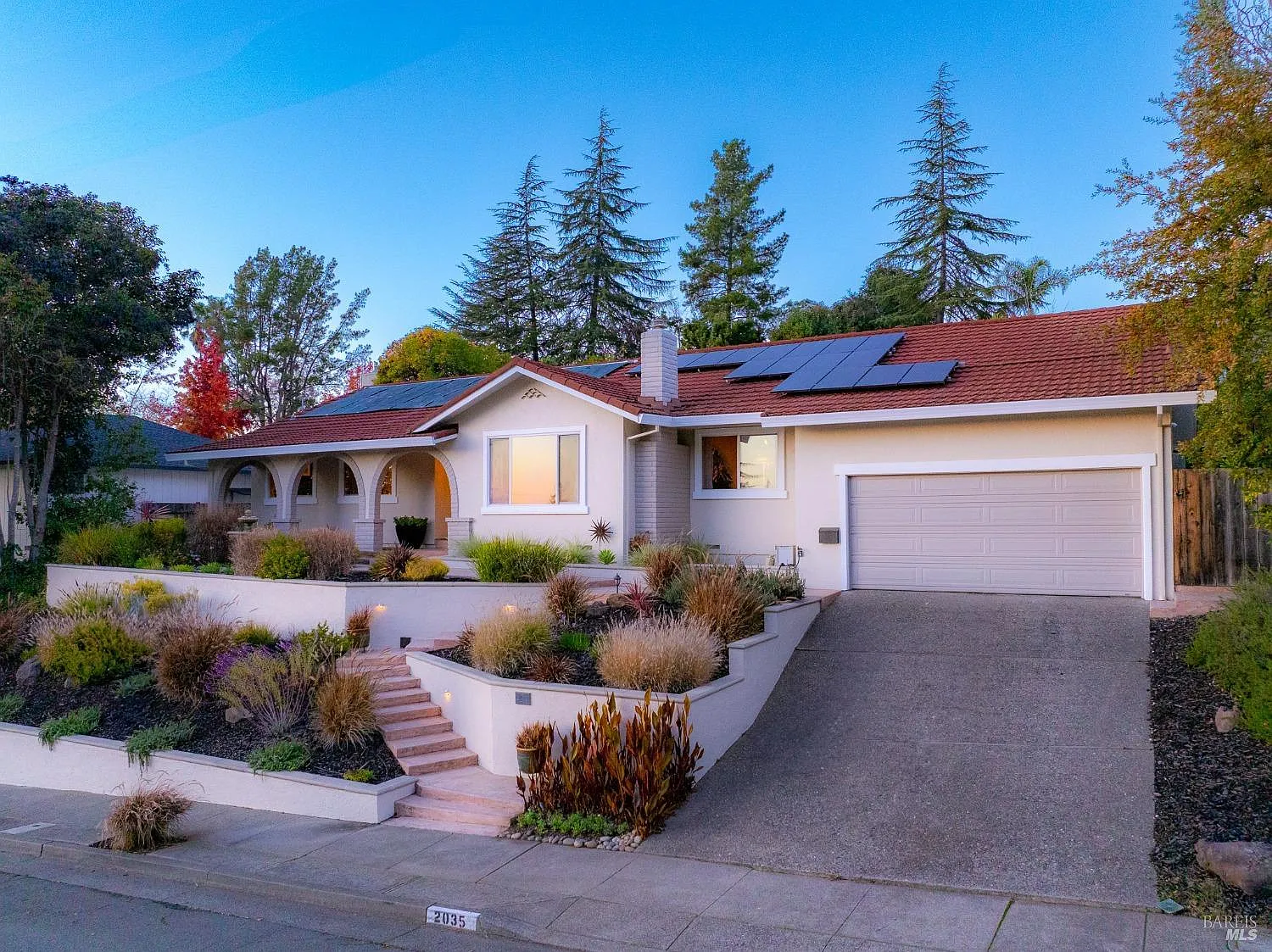2035 Parrish Drive photo 1