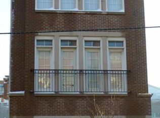 1321 W Belmont Ave #1015, Chicago, IL 60657