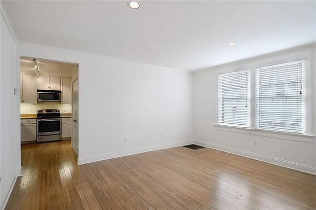 5607 Prytania St #K — Photo 2