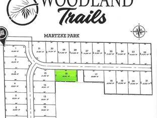 138 Thomas Ave #16, Shawano, WI 54166