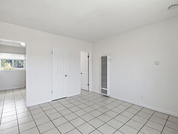 3rd image of 7101 Rugby Ave #P